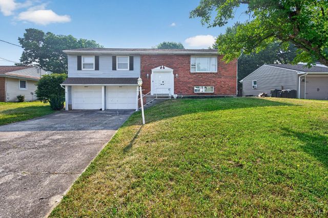 414 Holland Drive, Trenton, OH 45067