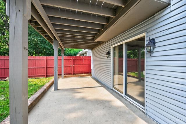 414 Holland Drive, Trenton, OH 45067