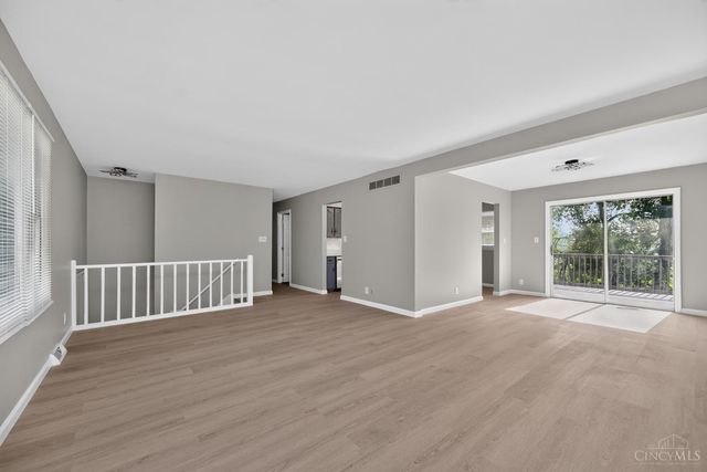 414 Holland Drive, Trenton, OH 45067