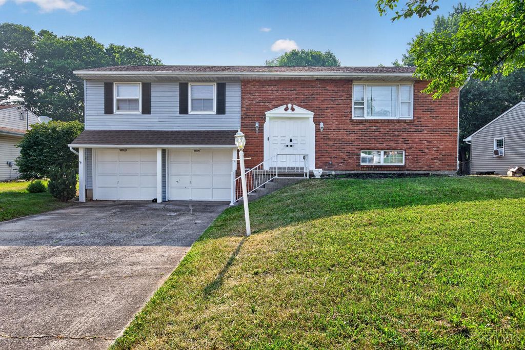 414 Holland Drive, Trenton, OH 45067