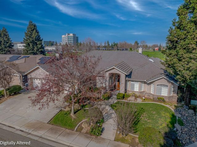 591 Bobolink Ct, Merced, CA 95340