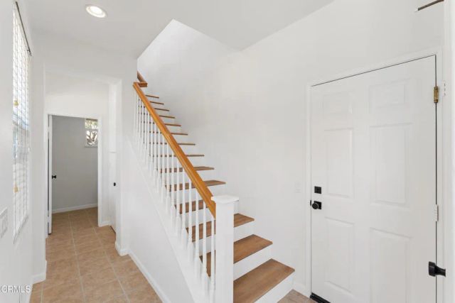 708 Entrada Drive, Oxnard, CA 93030