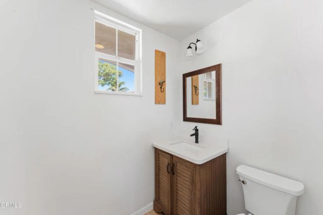 708 Entrada Drive, Oxnard, CA 93030