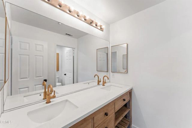 708 Entrada Drive, Oxnard, CA 93030