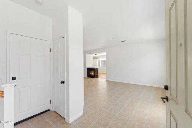 708 Entrada Drive, Oxnard, CA 93030