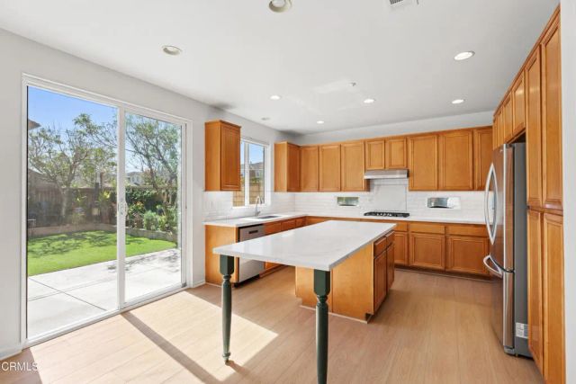 708 Entrada Drive, Oxnard, CA 93030