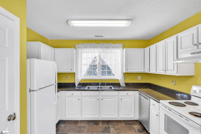 712 Highcrest Drive, Greenville, SC 29617