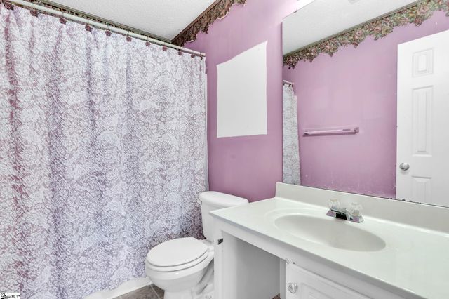 712 Highcrest Drive, Greenville, SC 29617