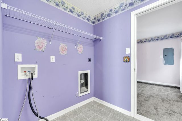 712 Highcrest Drive, Greenville, SC 29617