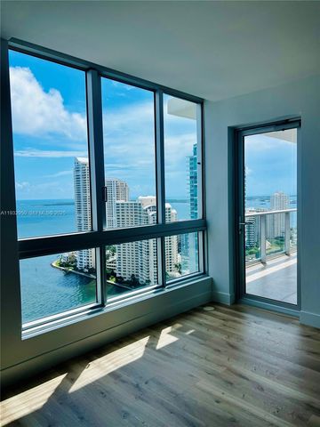 300 S Biscayne Blvd T-2912, Miami, FL 33131