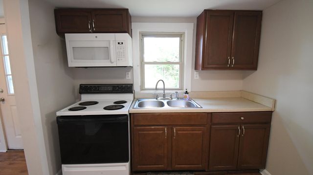 1093 Bonds Mill Road, Lawrenceburg, KY 40342