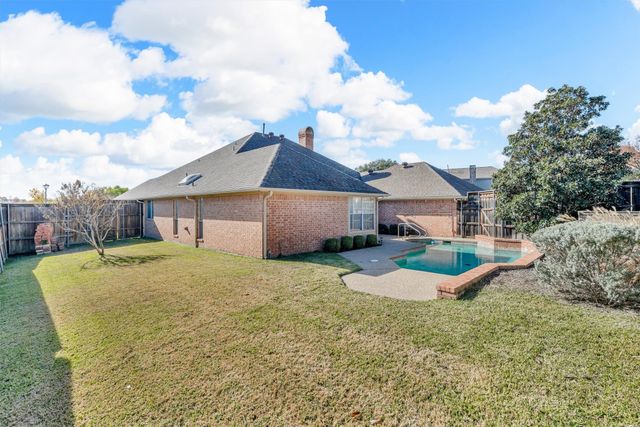 2219 Le Mans Drive, Carrollton, TX 75006