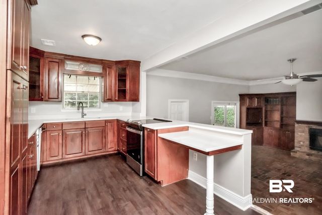 6421 Angela Court, Mobile, AL 36695