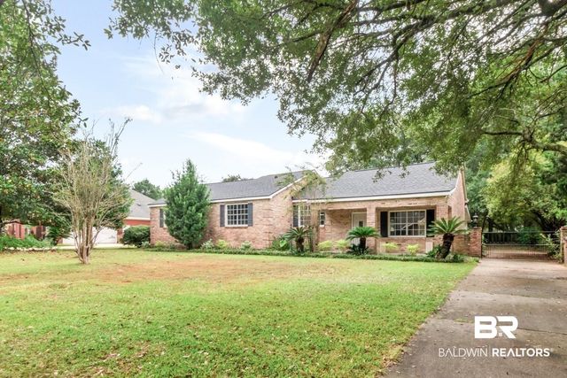 6421 Angela Court, Mobile, AL 36695
