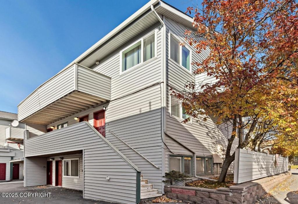7141 Weimer Road, 6, Anchorage, AK 99502