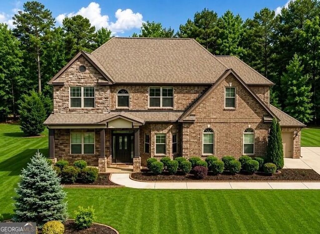 2589 Lake Erma Drive, Hampton, GA 30228