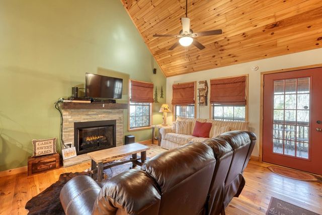 1852 Highway 325, Blairsville, GA 30512