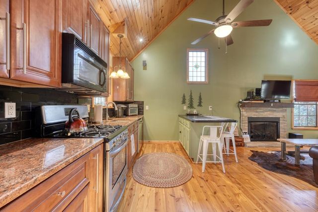1852 Highway 325, Blairsville, GA 30512