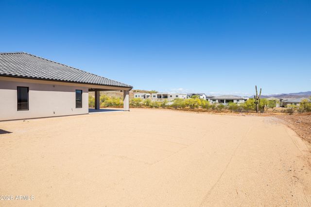 544 E Amber Sun Drive, Phoenix, AZ 85085