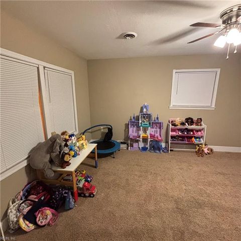 9 Lilac CT, Newport News, VA 23601