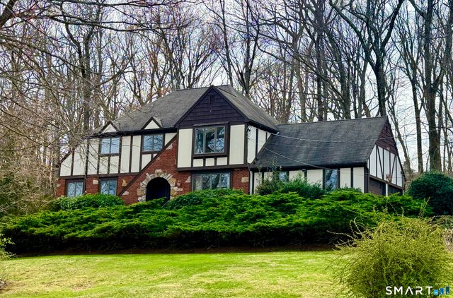 50 Birchwood Drive, Hamden, CT 06518