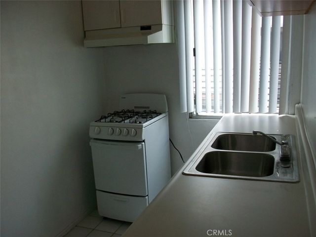 1808 10th Street 5, Santa Monica, CA 90404