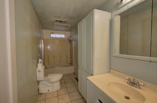 206 N Webster Avenue, Ash Grove, MO 65604