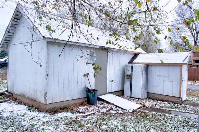 206 N Webster Avenue, Ash Grove, MO 65604