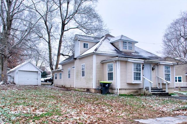 206 N Webster Avenue, Ash Grove, MO 65604