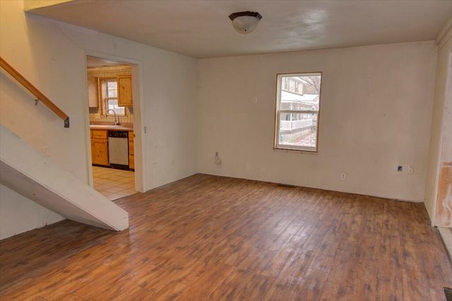 206 N Webster Avenue, Ash Grove, MO 65604