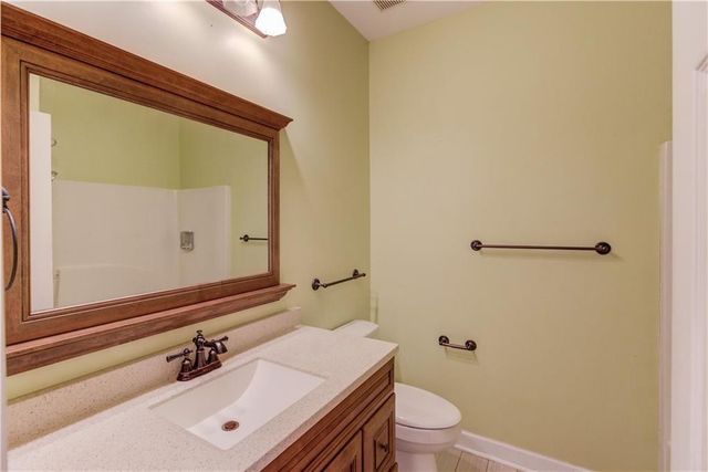 706 Crowell Road N, Covington, GA 30014