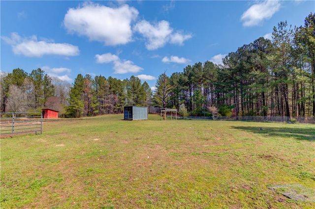 706 Crowell Road N, Covington, GA 30014