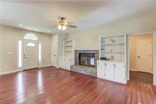 706 Crowell Road N, Covington, GA 30014