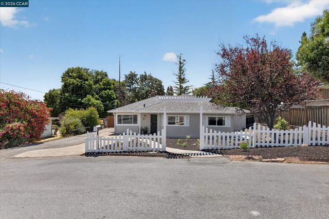 12 Morello Heights Dr, Martinez, CA 94553