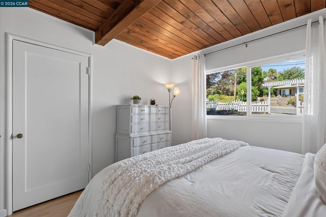 12 Morello Heights Dr, Martinez, CA 94553