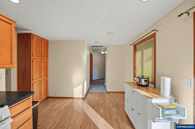 4342 Rodeo Dr NE, Salem, OR 97305