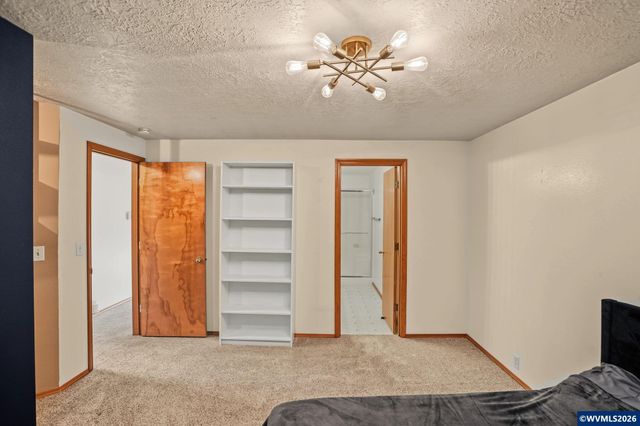 4342 Rodeo Dr NE, Salem, OR 97305