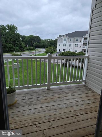 23560 FDR BLVD #303, California, MD 20619