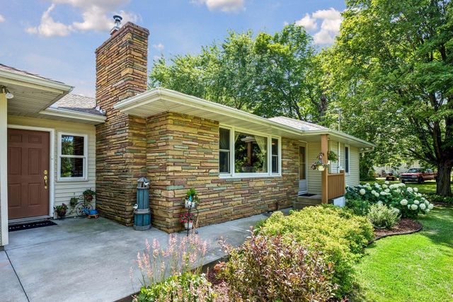 23235 Oakdale Drive, Rogers, MN 55374