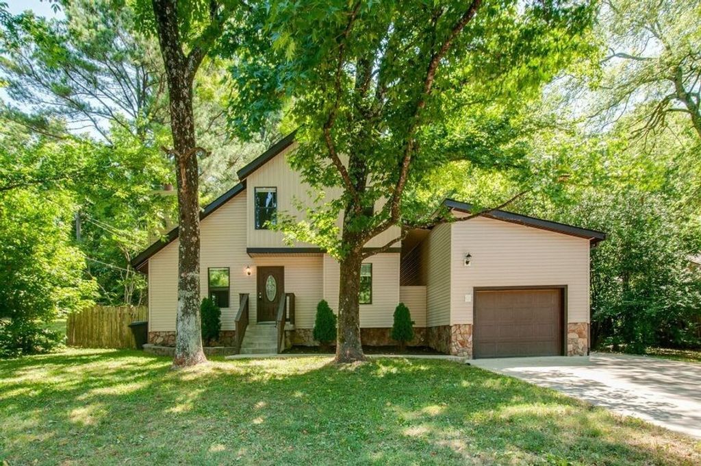 625 Mercer Dr Unit A, Hermitage, TN 37076
