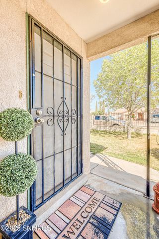 481 Tierra de Suenos, Anthony, NM 88021