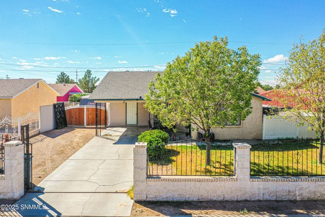 481 Tierra de Suenos, Anthony, NM 88021