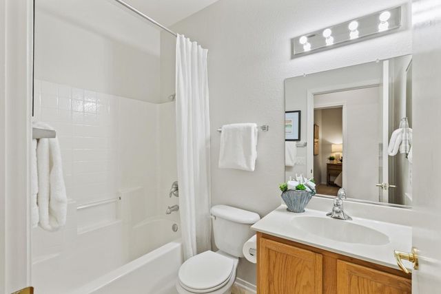 613 Geary Ln, Lincoln, CA 95648