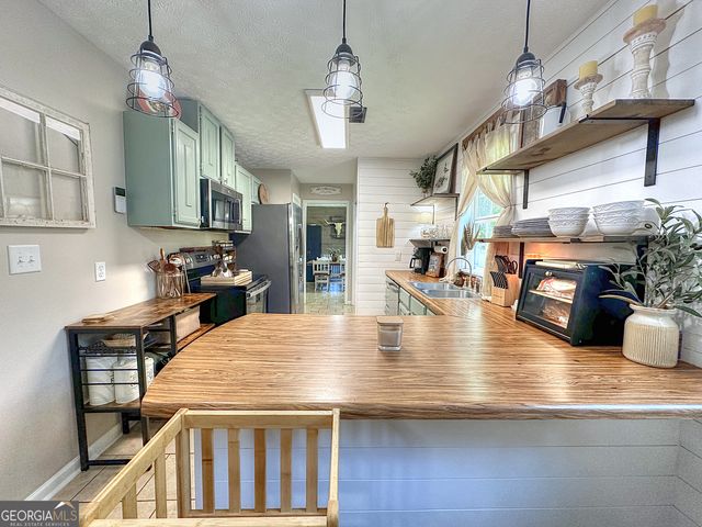 131 Rob Roy Road, Lagrange, GA 30240