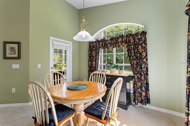 612 VISTA OAKS WAY, Davenport, FL 33837