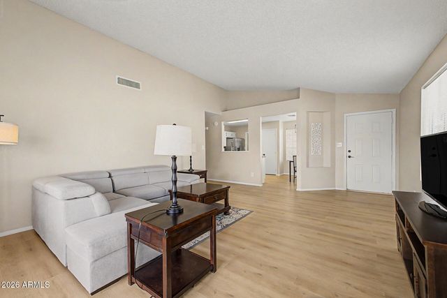 3109 E SIESTA Lane, Phoenix, AZ 85050