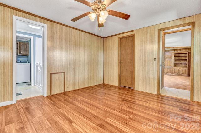 405 Deerfield Court, Hendersonville, NC 28792