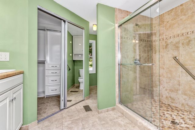 405 Deerfield Court, Hendersonville, NC 28792