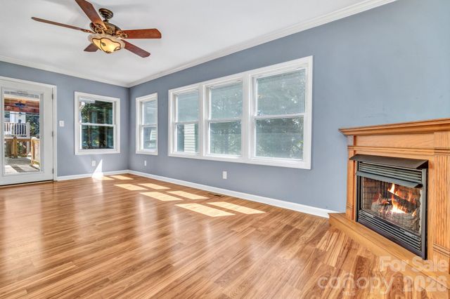 405 Deerfield Court, Hendersonville, NC 28792