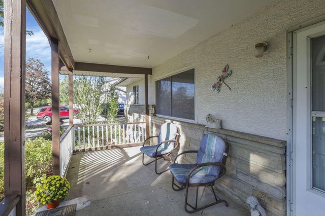 4464 Reynolds Road, Centerburg, OH 43011